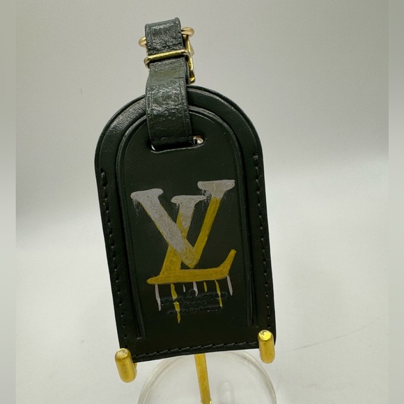 Louis Vuitton luggage tag custom painted. - Picture 2 of 4